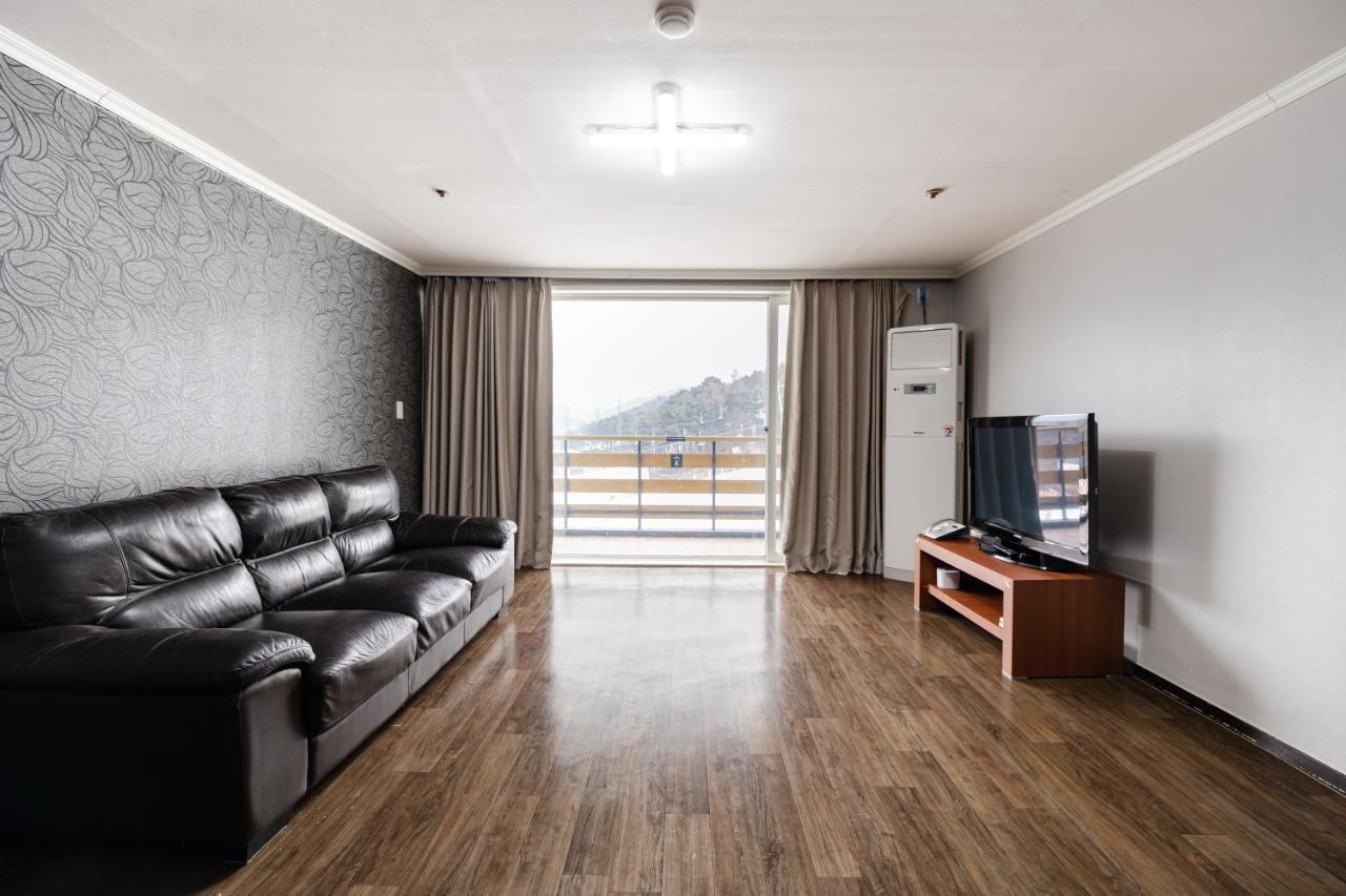 Bears Town Pocheon Exterior foto